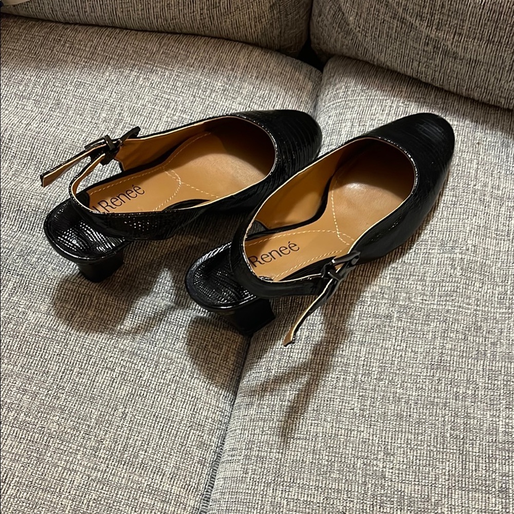 J. Renee Black textured sling back Women's Shoes size 6